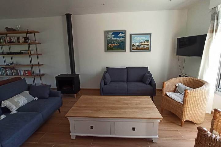 Location de vacances pour 10 personnes, avec jardin et terrasse, animaux acceptés dans Caroual