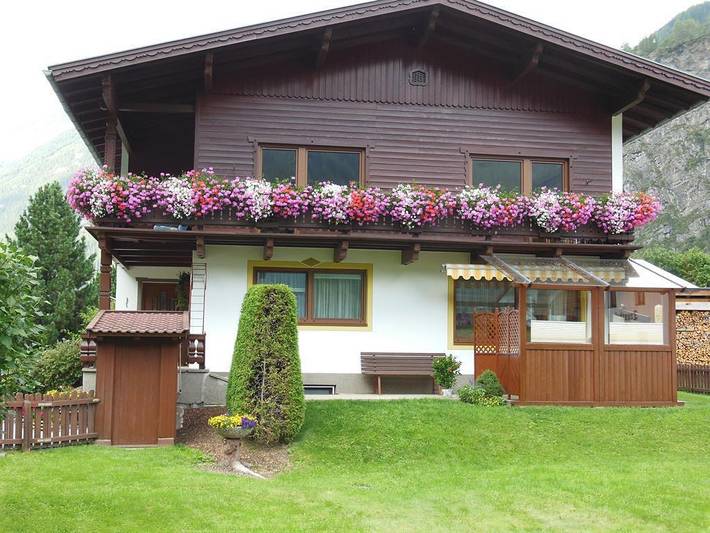 B&B für 2 Personen, mit Garten in Längenfeld