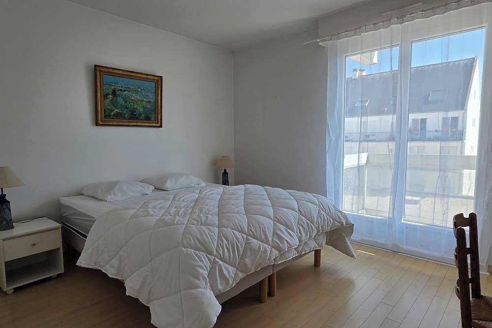Appartement entier, Très Bel Appartement 2 Chambres Balcon vue mer au Centre de Concarneau in Concarneau, Région de Quimper