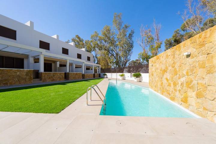 Casa para 4 personas, con jardín y piscina en Cabo de Gata