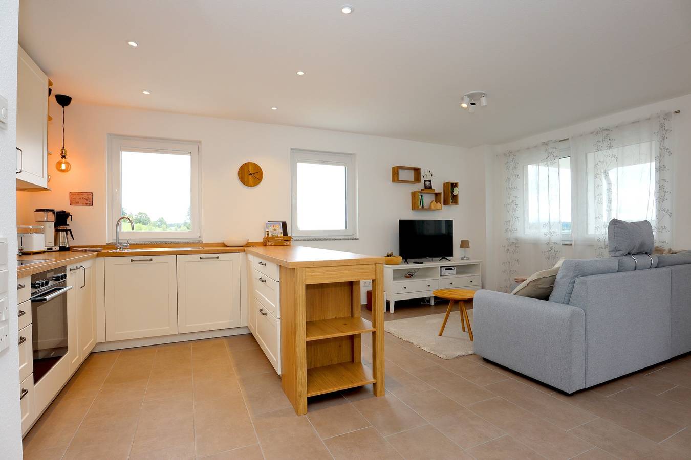 Ganze Wohnung, Ferienwohnung Schönwaldblick - 2 große Balkone mit traumhafter Sicht - barrierefrei - Mein Swh in Schönwald, Südschwarzwald