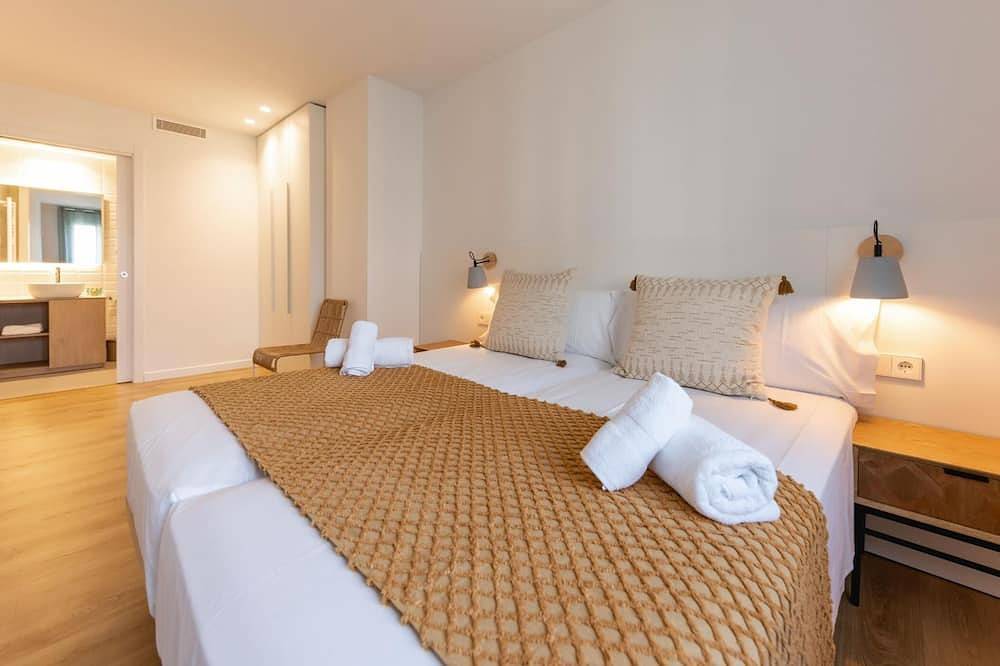 Entire apartment, Tarlà - Holiday Apartment Rental in Girona | Bravissimo in Girona, Gironès