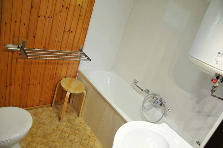 Location de vacances pour 6 personnes, avec jardin dans Heure - 4
