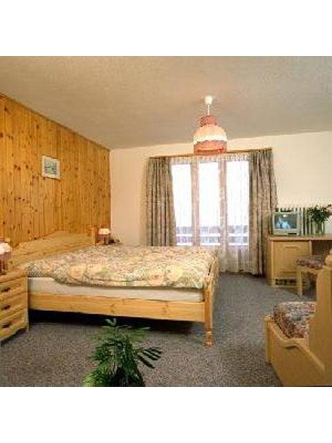 Hotel Alpina - Doppelzimmer in Grächen, Walliser Alpen