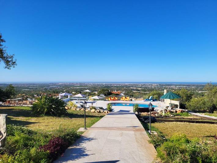 Chambre d’hôte pour 4 personnes, avec piscine ainsi que jardin et vue, animaux acceptés à Faro - 2