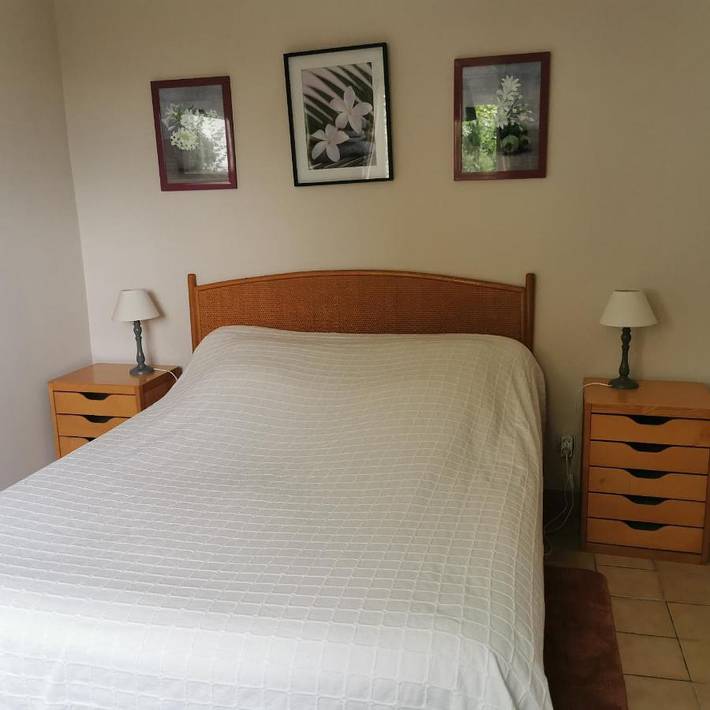 Location de vacances pour 2 personnes, avec Terrasse ainsi que Jardin et Vue à Saint-Aubin-des-Préaux