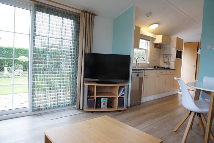 Ferienhaus für 4 Personen, mit Balkon/Terrasse und Terrasse in Groede - 2