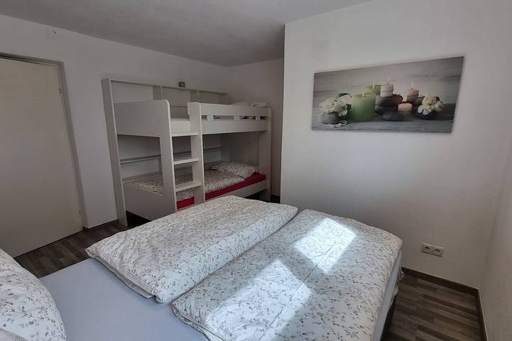 Appartement entier, Apart Weinberg 1 - 8 persons vacation apartment in Alpes de Lechtal, Imst