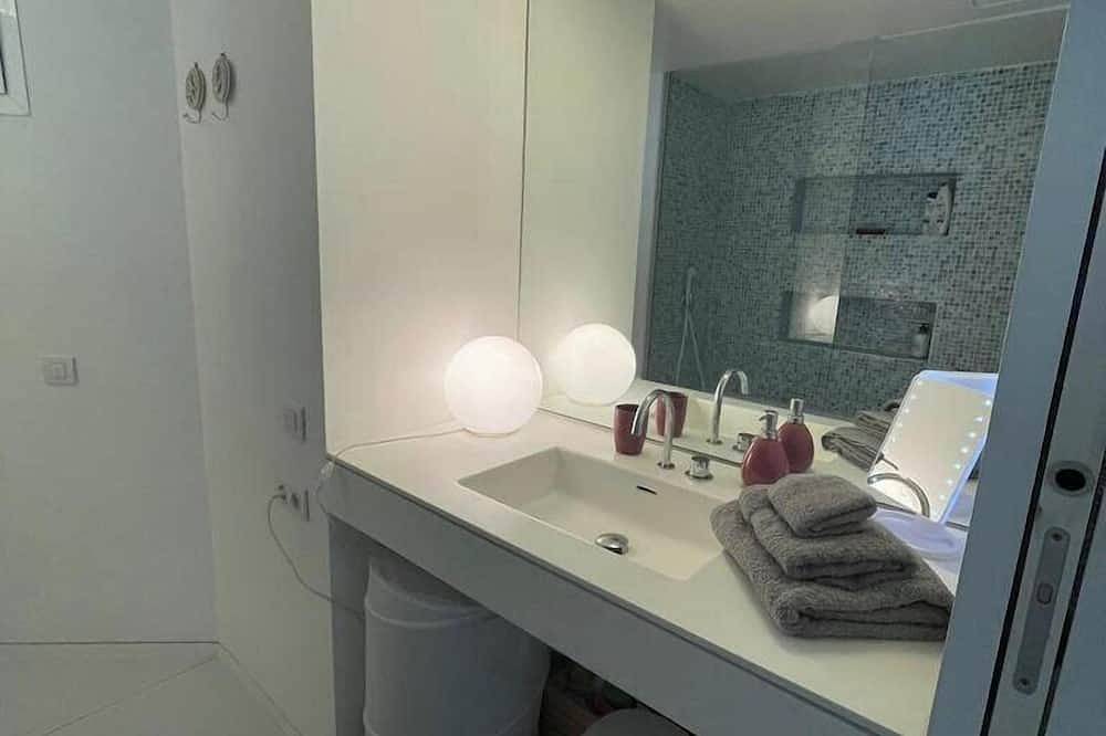 Entire apartment, Moderno apartamento en Ibiza in Talamanca, Ibiza (Municipality)