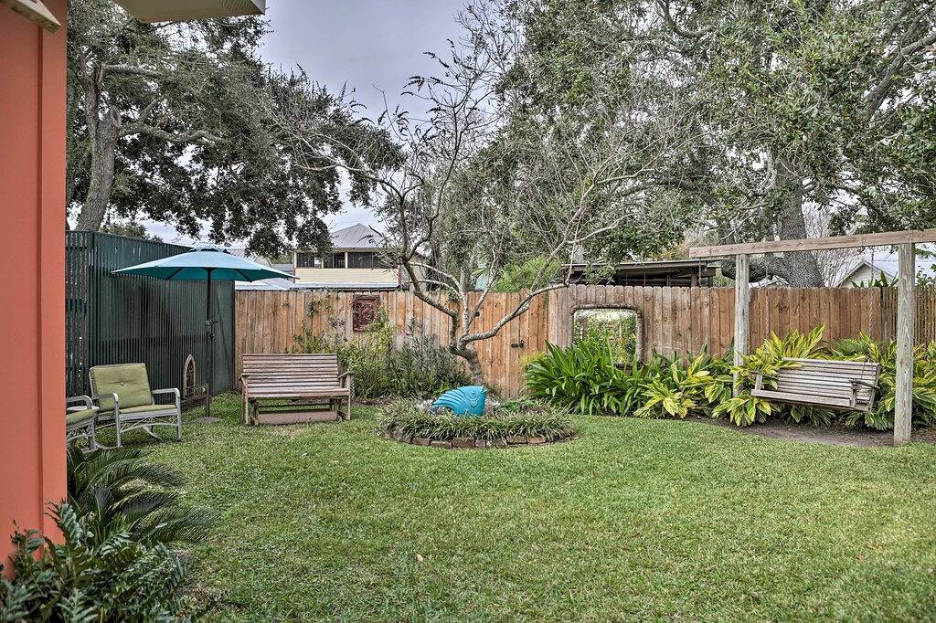 Ganze Wohnung, Neu! Old Town Getaway - zu Fuß zu den Geschäften, Restaurants, Bay in Bay St. Louis, Mississippi Gulf Coast