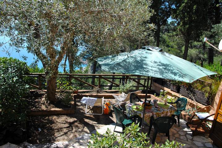 Ferienhaus für 4 Personen, mit Meerblick und Balkon/Terrasse sowie Garten in Sperlonga