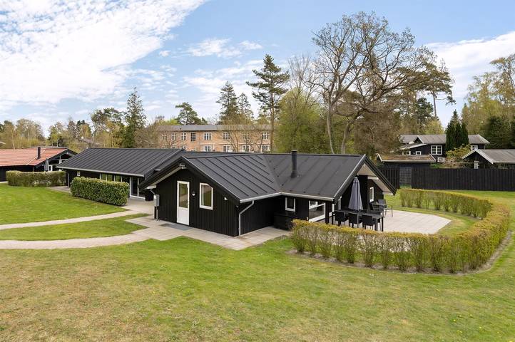 Ferienhaus für 8 Personen, mit Garten und Sauna in Lolland-Falster