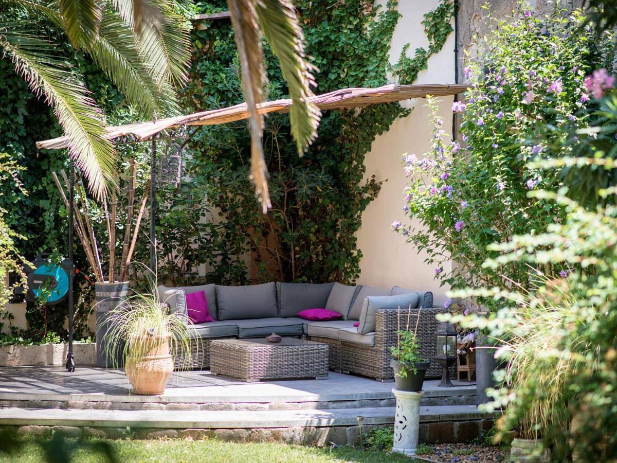 Villa Ambrosia in Narbonne, Côte méditerranéenne (France)