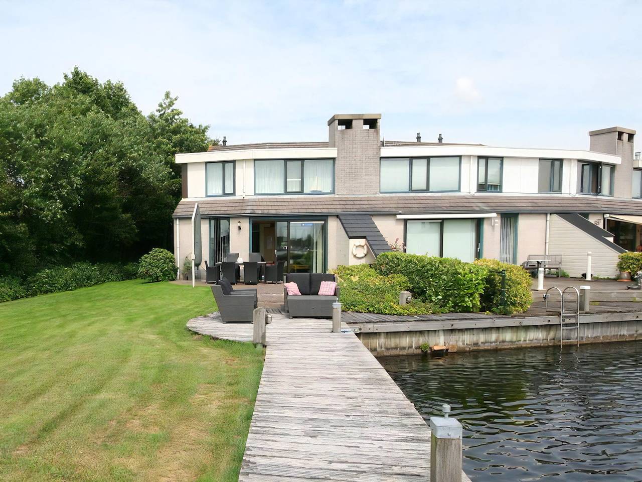 Park Brekkense Wiel 230 in Lemmer, Ijsselmeer