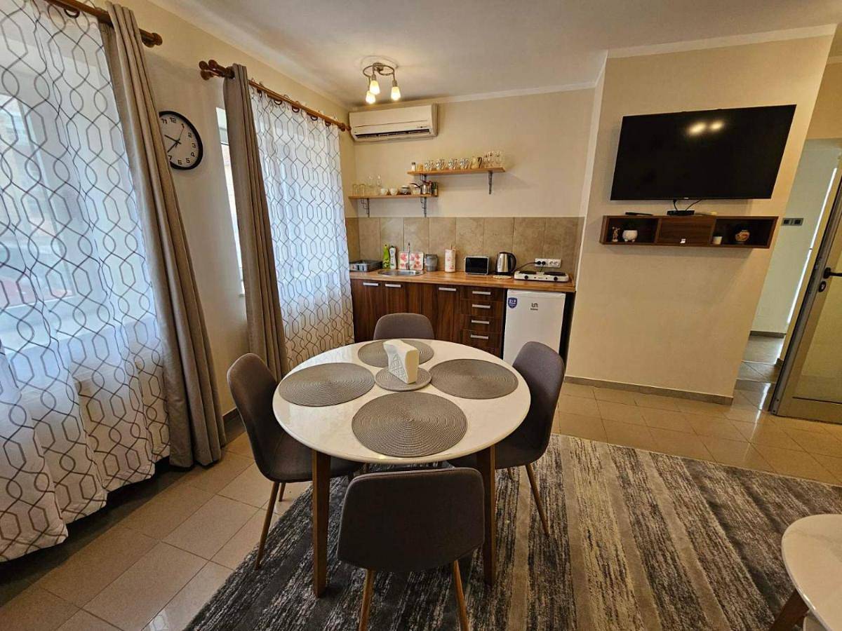 Ganze Wohnung, Prenoćište Lana 2 in Stara Pazova, Serbien