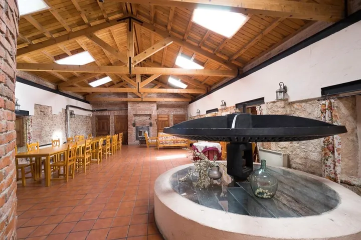 Casa de vacaciones para 20 personas, con jardín y vistas - 1