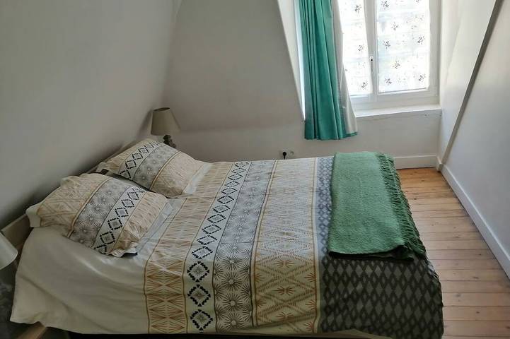 Location de vacances pour 5 personnes, avec Jardin à La Chapelle-Montligeon - 3