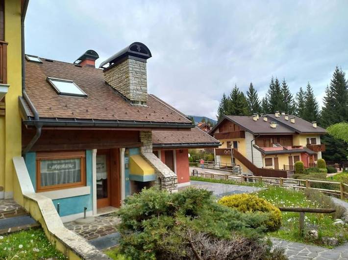 Casa vacanza per 6 persone, con Giardino e Panorama a Gallio