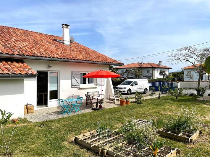 Gîte pour 2 personnes, avec Terrasse et Jardin dans Plage d'Erretegia - 2