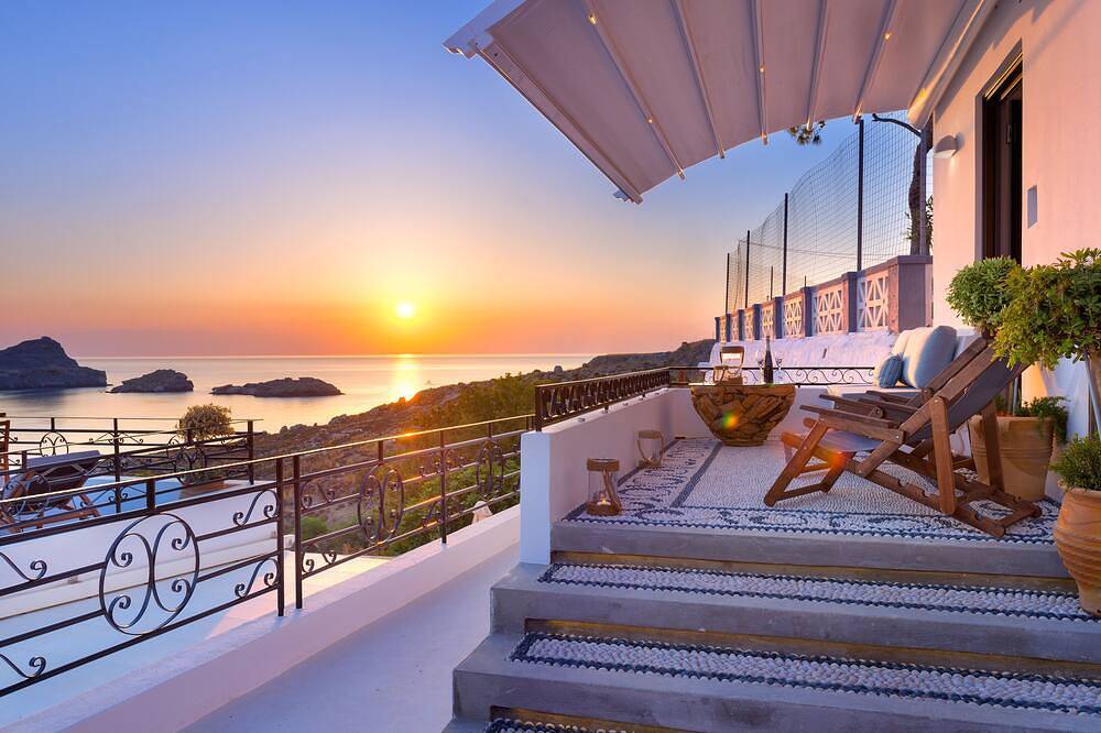 Entire apartment, Brand New!!! Lindos shore Superior Studio just above Lindos main beach !!! in Lindos Beach, Lindos