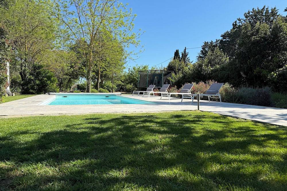 Chez Madame Paulette Villa with swimming pool and spa 15 minutes from the sea in Salles-d'Aude, Narbonne und Umgebung