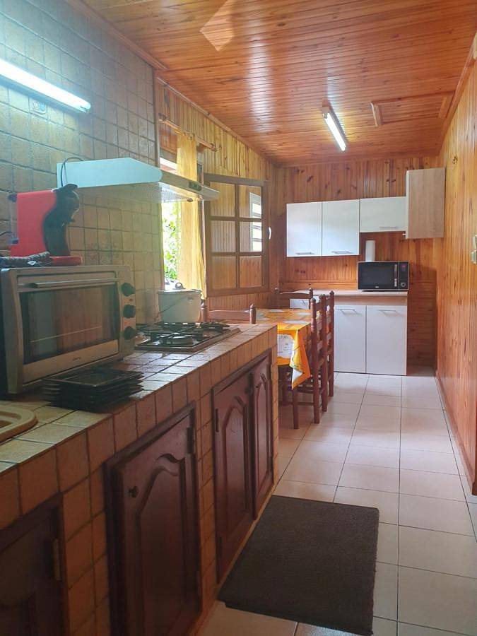 Gîte pour 2 personnes, avec jardin et terrasse à La Plaine-des-Palmistes - 4