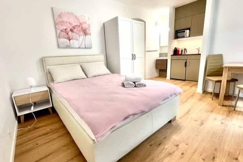 Entire apartment, Heart of Zurich Modern Studio (Hg7) in Zurich, Zurich district
