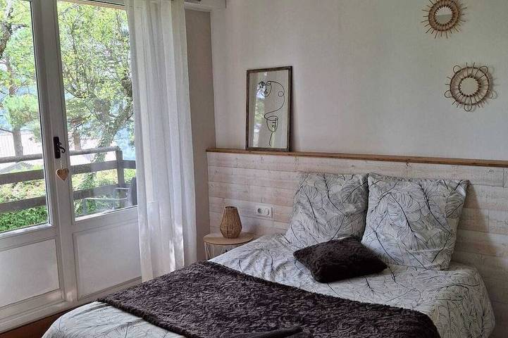 Location de vacances pour 7 personnes, avec balcon et jardin, animaux acceptés dans Lac de Vouglans - 2