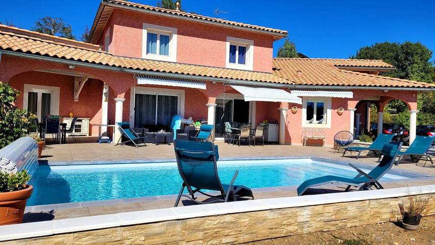 Chambre d’hôte pour 2 personnes, avec jardin ainsi que vue et piscine dans Hautes-Alpe - 2