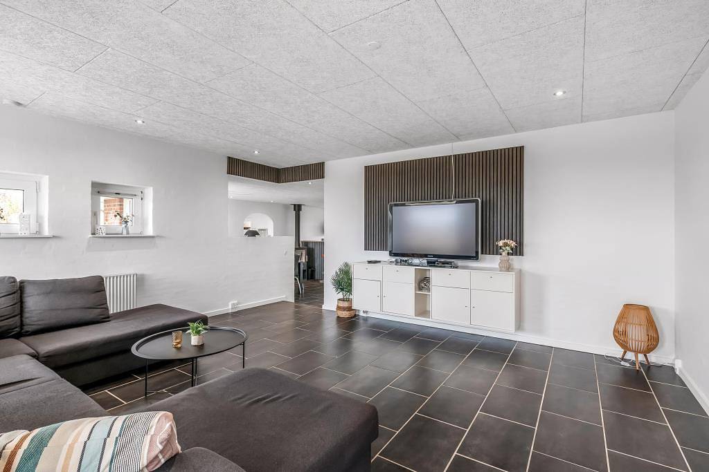 Sønder Klitvej 53A – hübsches Ferienhaus nur 550 m vom Angelsee in Årgab, Holmsland Klit