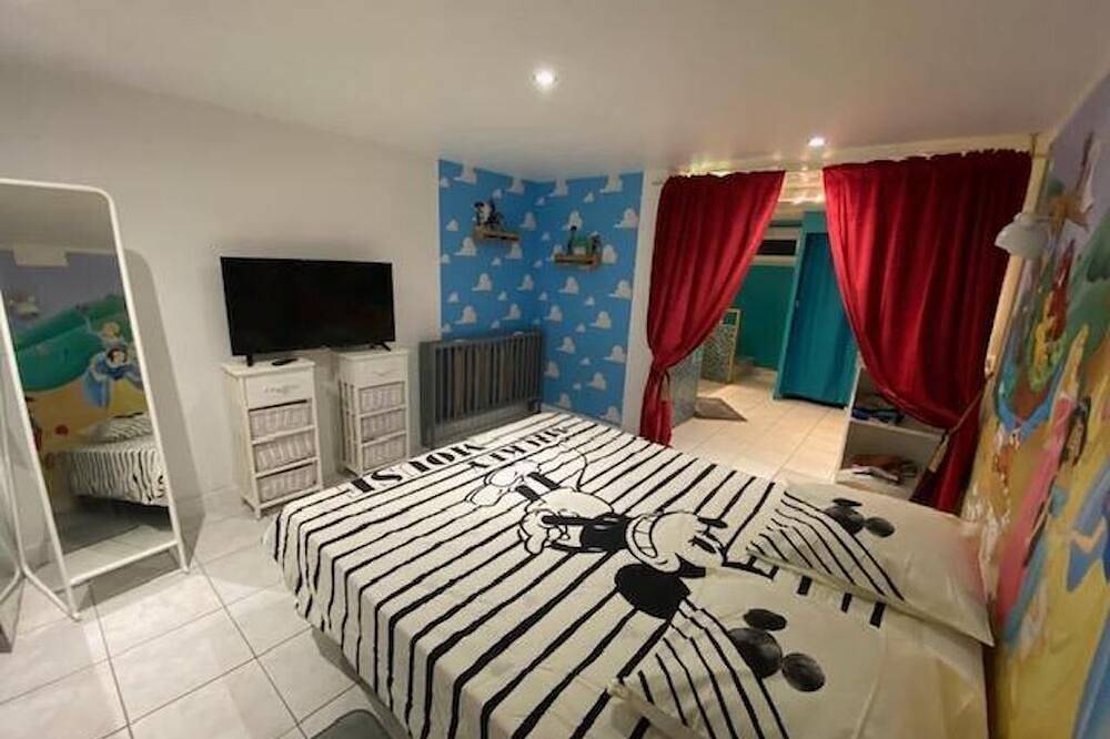 Appartement Chez Christelle in Guigneville-sur-Essonne, Parc naturel régional du Gâtinais français