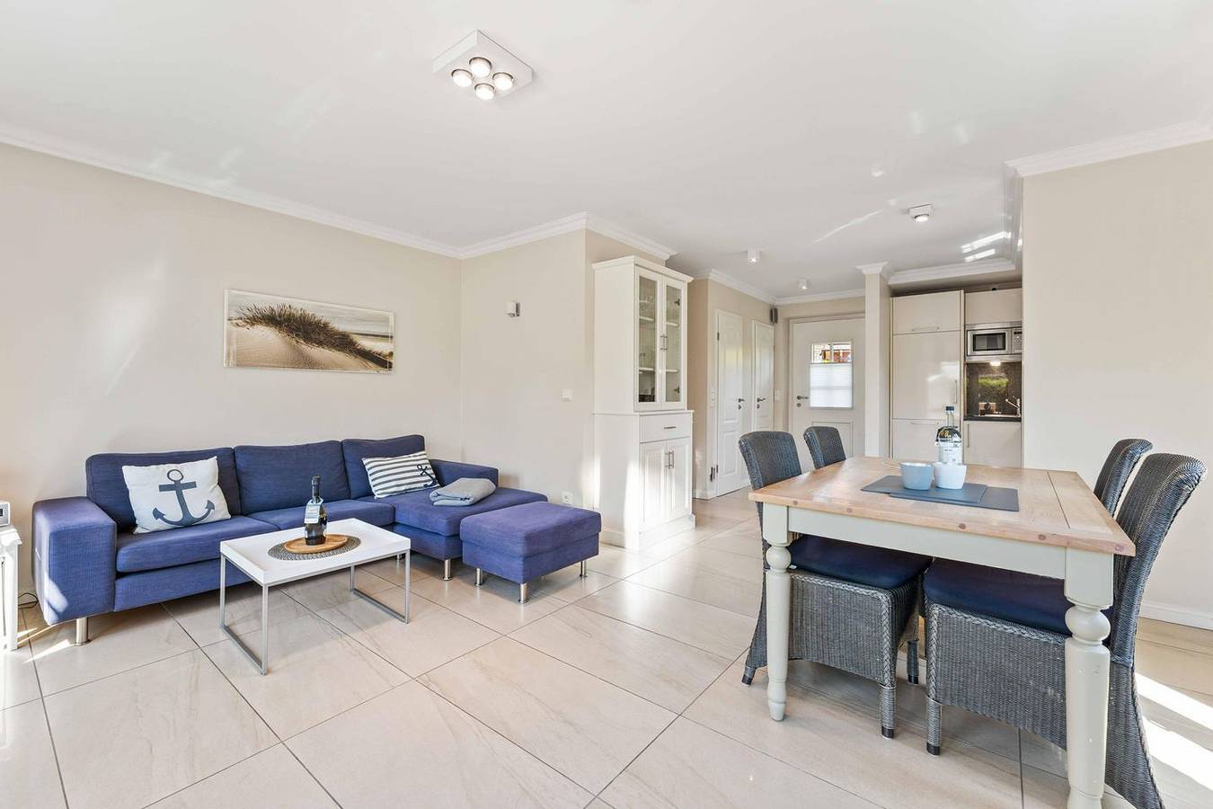 Ganze Wohnung, 3-Zimmer-Ferienwohnung mit Terrasse. - nur 400 Meter zum Strand. in Westerland, Sylt (Gemeinde)
