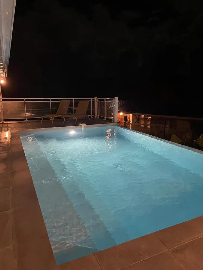 Villa for 6 people, with view and pool as well as garden - 1
