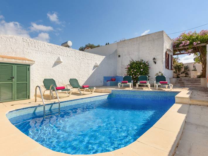 Location de vacances pour 6 personnes, avec jardin et terrasse à Cala en Porter - 4