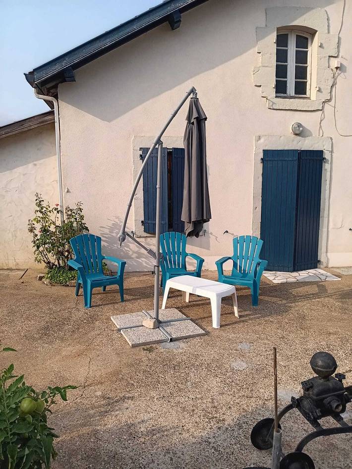 Gîte pour 2 personnes, avec terrasse à Saint-Martin-de-Hinx