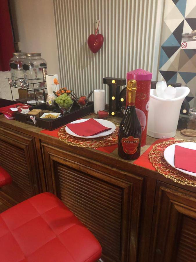 Spabyelleetlui spa rouge ou bleu in Mouscron, Hainaut