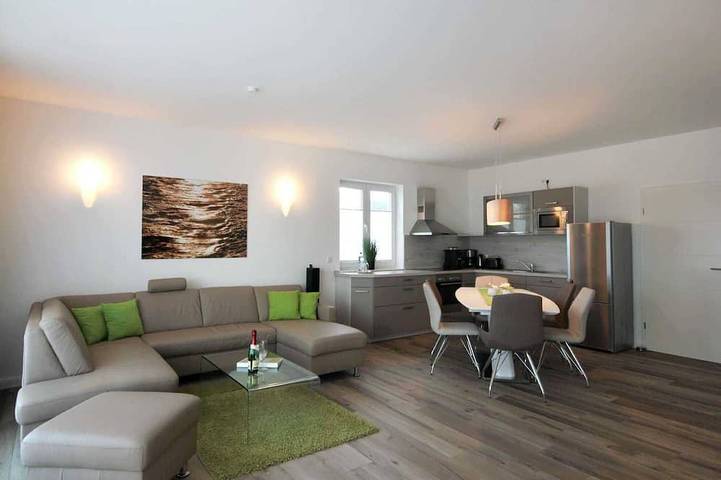 Ferienhaus für 6 Personen, mit Balkon und Sauna sowie Garten in Göhren