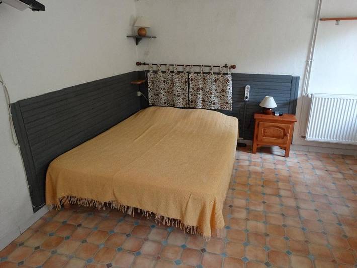 Parc de vacances pour 2 personnes, avec piscine et jardin à Allemagne-en-Provence - 4