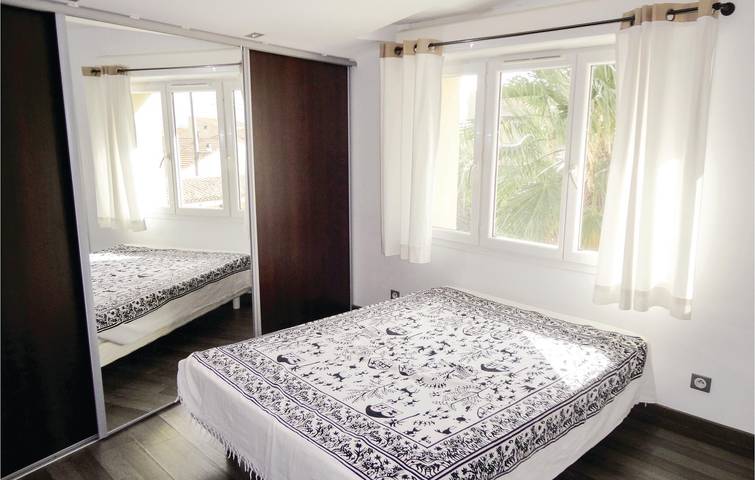 Ganze Ferienwohnung, Gemütliches 100m² Apartment mit AC, TV & WiFi, 2km zum Plage des Cabanes in Sauvian, Mittelmeerküste (Frankreich)