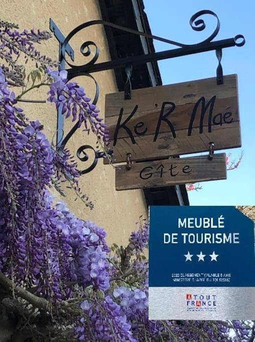 Maison de vacances pour 4 personnes, avec Jacuzzi ainsi que Terrasse et Jardin à Le Quiou