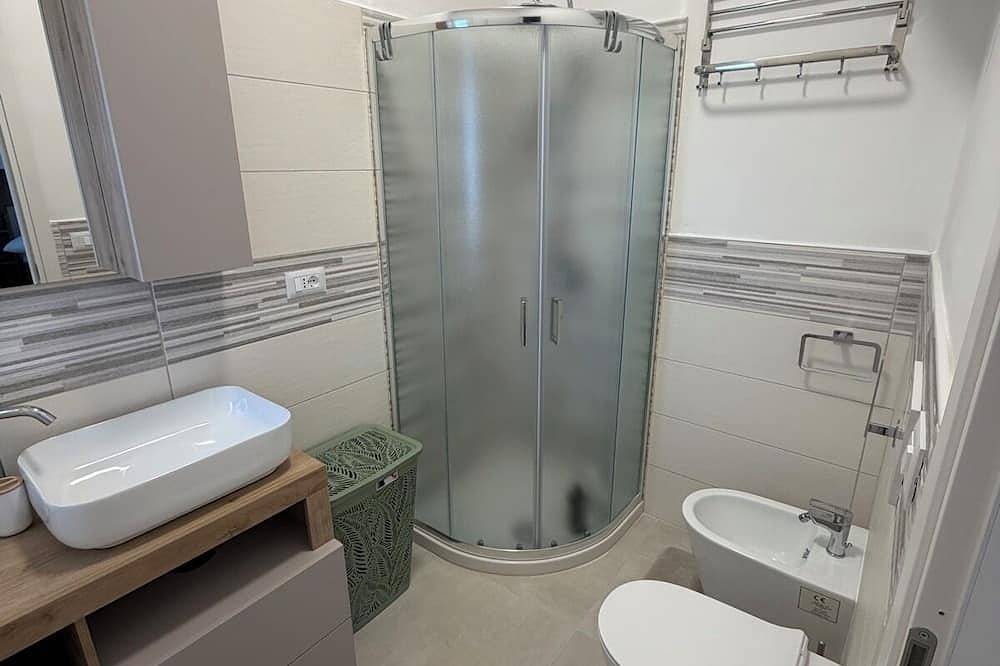 Appartement entier, Newly built vacation home sleeps 4 a few steps from the sea in Marina di Pulsano, Pulsano