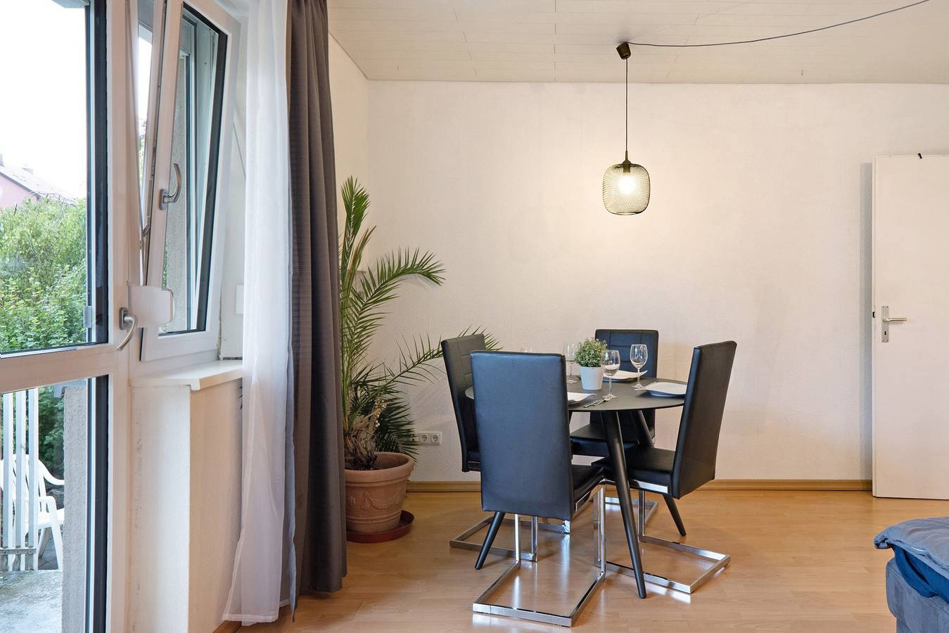 Ganze Wohnung, Ferienwohnung 'Amselnest' mit privater Terrasse, privatem Garten in Kempten, Bayerisch Schwaben
