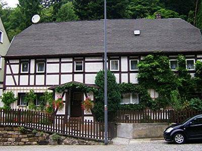 Ferienwohnung für 3 Personen, mit Balkon/Terrasse und Terrasse sowie Garten in Sächsisches Elbland