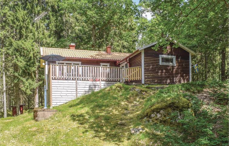 Hus för 7 Personer med sjöutsikt in Kalvshult, Kronobergs