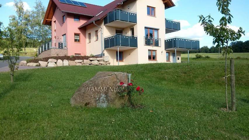 Ferienwohnung für 2 Personen, mit Balkon und Ausblick in Poppenhausen
