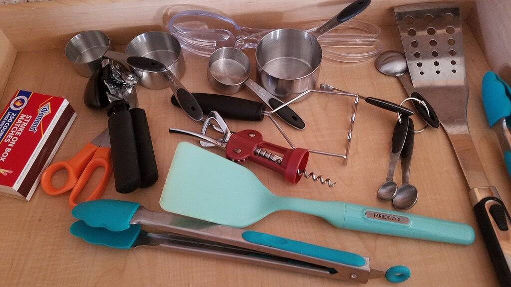 Spacious 2 Br, 1 1/2 baths, hot tub, pool table, outside room, full kitchen in Union County (IL)