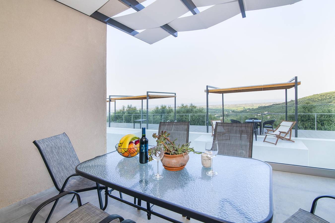 Serenity Suites Sea View 3 in Golf von Kyparissia