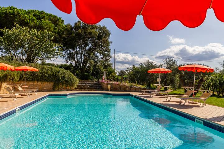 Geheel appartement, Appartement 'Grillo' met Gedeeld Zwembad, Wifi en Airconditioning in Magliano in Toscana, Provincie Grosseto