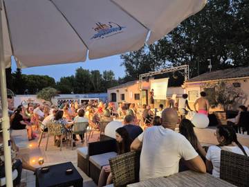 Wohnwagen für 4 Personen in Le Grau-du-Roi, Camargue, Bild 4