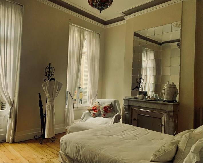 Chambre d’hôte pour 2 personnes, avec Vue dans Basilique Saint-Seurin de Bordeaux